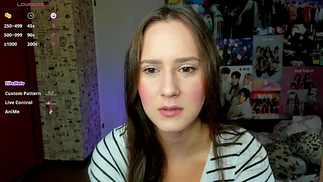 Snapshot of LucyRose3 chatting on 10-03-25, 05:26 LucyRose3 online show from 10-03-25, 05:26