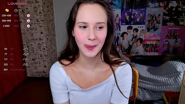 Snapshot of LucyRose3 chatting on 11-04-25, 03:49 LucyRose3 online show from 11-04-25, 03:49