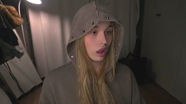 lisa schiele online show from 04-07-26, 08:20