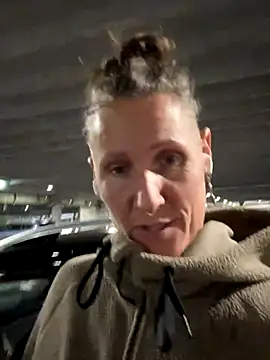 SwingWingWomanSweden online show from 09-25-25, 06:55