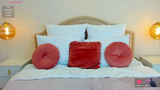 ElzaJons online show from 09-30-25, 12:21