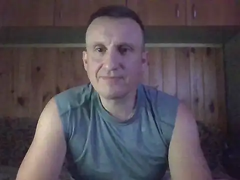 Snapshot of Maksymilian1 chatting on 06-06-26, 09:30 Maksymilian1 online show from 06-06-26, 09:30