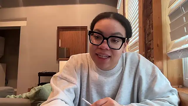 Snapshot of zahrabliss chatting on 01-07-26, 04:42 zahrabliss online show from 01-07-26, 04:42