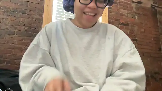 Snapshot of zahrabliss chatting on 02-01-26, 06:39 zahrabliss online show from 02-01-26, 06:39