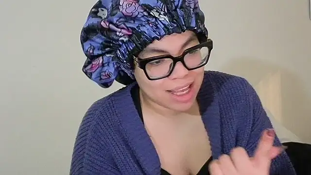 Snapshot of zahrabliss chatting on 02-06-26, 10:46 zahrabliss online show from 02-06-26, 10:46