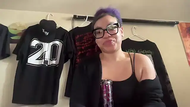 Snapshot of zahrabliss chatting on 02-09-26, 08:13 zahrabliss online show from 02-09-26, 08:13