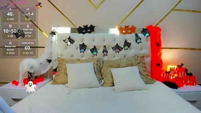 BeatriceAddams online show from 10-30-25, 10:10