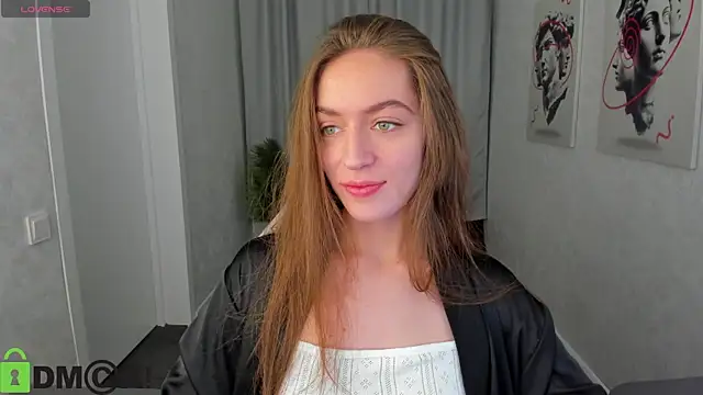 Snapshot of Agnes_Wells chatting on 10-21-25, 09:21 Agnes Wells online show from 10-21-25, 09:21