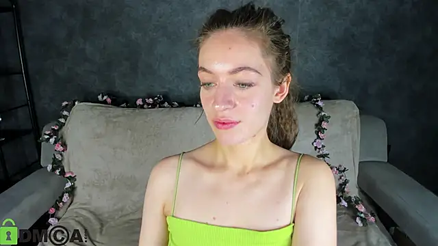 Snapshot of Agnes_Wells chatting on 11-17-25, 09:26 Agnes Wells online show from 11-17-25, 09:26