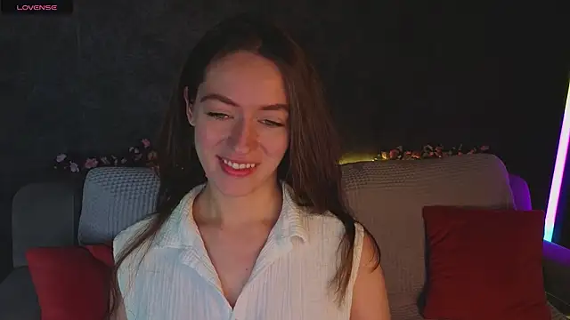 Snapshot of Agnes_Wells chatting on 06-06-26, 01:11 Agnes Wells online show from 06-06-26, 01:11