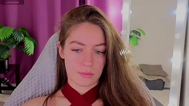 Snapshot of Agnes_Wells chatting on 06-10-26, 01:06 Agnes Wells online show from 06-10-26, 01:06