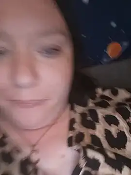 Snapshot of Feuchtekitty92@xh chatting on 10-18-25, 05:57 Feuchtekitty92xh online show from 10-18-25, 05:57