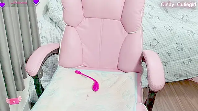Snapshot of Cindy_Cutiegirl chatting on 07-02-26, 10:27 Cindy Cutiegirl online show from 07-02-26, 10:27