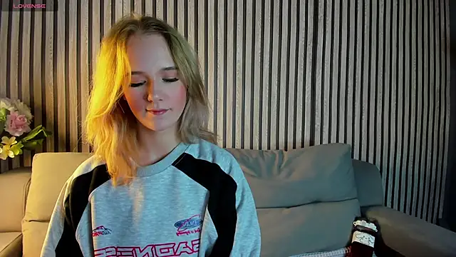 Casey Sweeet online show from 09-29-25, 08:08