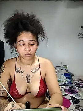 Snapshot of Vale_Nikol21 chatting on 11-22-25, 01:48 Vale Nikol21 online show from 11-22-25, 01:48