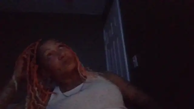 Flossee online show from 09-20-25, 09:32