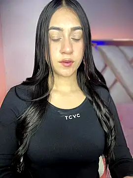 isabela l online show from 09-28-25, 02:50