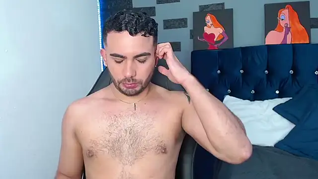 Snapshot of adamhairy chatting on 09-26-25, 07:40 adamhairy online show from 09-26-25, 07:40