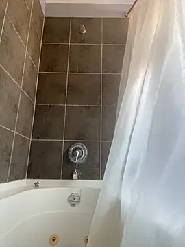 Snapshot of starsaligned chatting on 11-28-25, 09:06 starsaligned online show from 11-28-25, 09:06