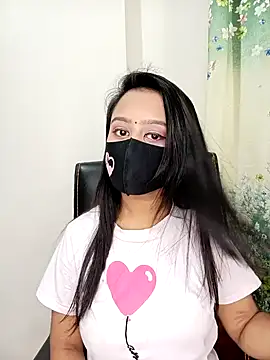 Snapshot of Prova-2 chatting on 10-26-25, 08:37 Prova-2 online show from 10-26-25, 08:37