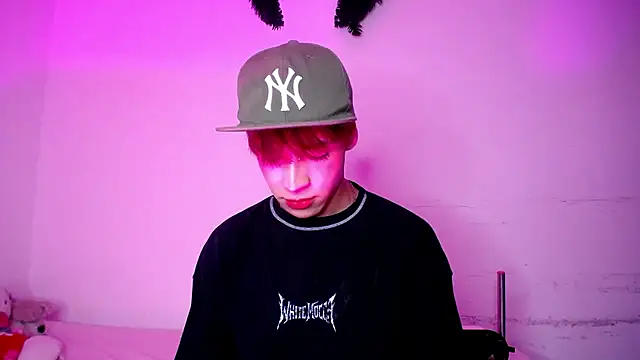 lucky stricke online show from 01-10-26, 04:58