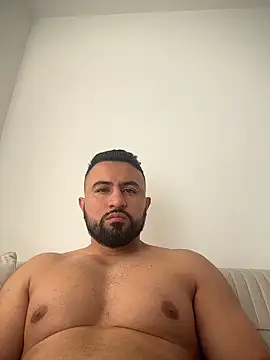 Snapshot of DoctorArabe3 chatting on 01-17-26, 01:16 DoctorArabe3 online show from 01-17-26, 01:16