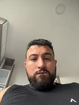 Snapshot of DoctorArabe3 chatting on 02-11-26, 12:32 DoctorArabe3 online show from 02-11-26, 12:32