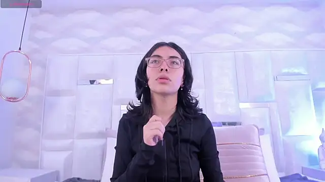 Im Molly Angel online show from 11-09-25, 03:21