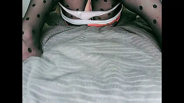 Snapshot of santinini2 chatting on 02-11-26, 03:28 santinini2 online show from 02-11-26, 03:28