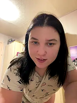 Kemeli008 online show from 11-16-25, 02:44