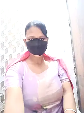 Snapshot of varnika chatting on 12-22-25, 02:36 varnika online show from 12-22-25, 02:36