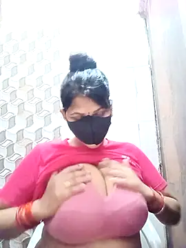 Snapshot of varnika chatting on 02-20-26, 07:54 varnika online show from 02-20-26, 07:54