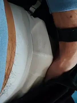 Snapshot of MyDick4You666 chatting on 03-10-26, 01:38 MyDick4You666 online show from 03-10-26, 01:38