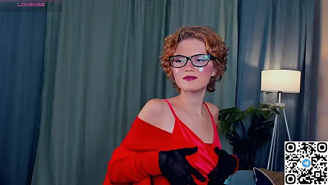 Snapshot of EdlinGathright chatting on 11-15-25, 05:49 EdlinGathright online show from 11-15-25, 05:49