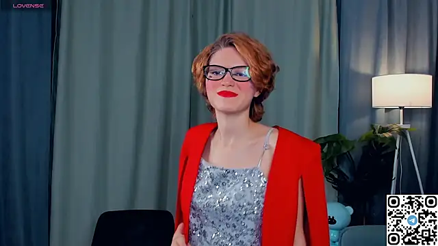 Snapshot of EdlinGathright chatting on 12-02-25, 03:45 EdlinGathright online show from 12-02-25, 03:45