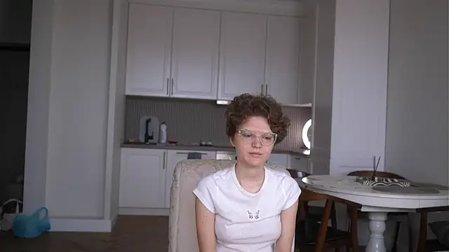 EdlinGathright online show from 07-11-26, 04:04