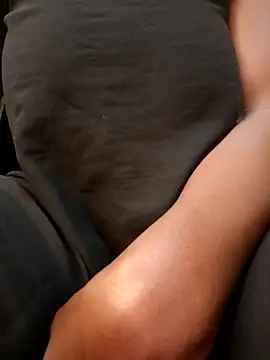 Africanmilk256 online show from 11-25-25, 09:20