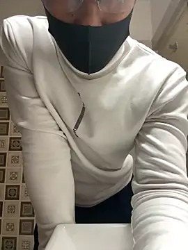 Snapshot of Atngt_69 chatting on 11-20-25, 05:01 Atngt 69 online show from 11-20-25, 05:01