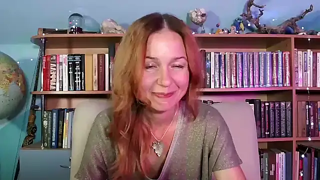 Foxilady357 online show from 09-19-25, 02:18