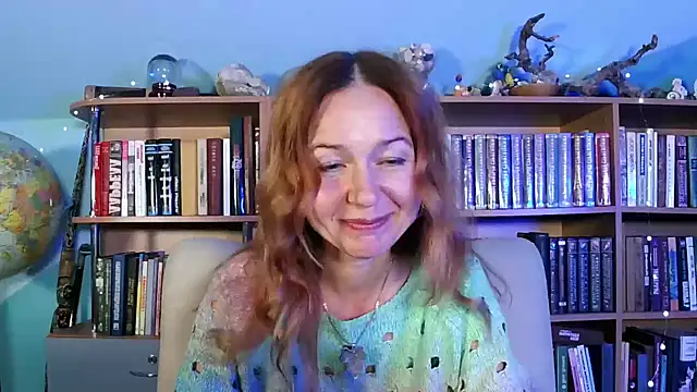 Foxilady357 online show from 10-15-25, 02:06