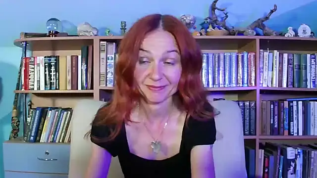Snapshot of Foxilady357 chatting on 05-26-26, 02:24 Foxilady357 online show from 05-26-26, 02:24