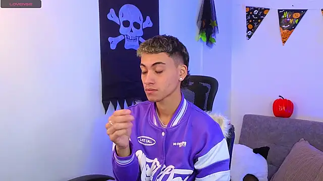 yulian vasquez online show from 10-16-25, 12:28