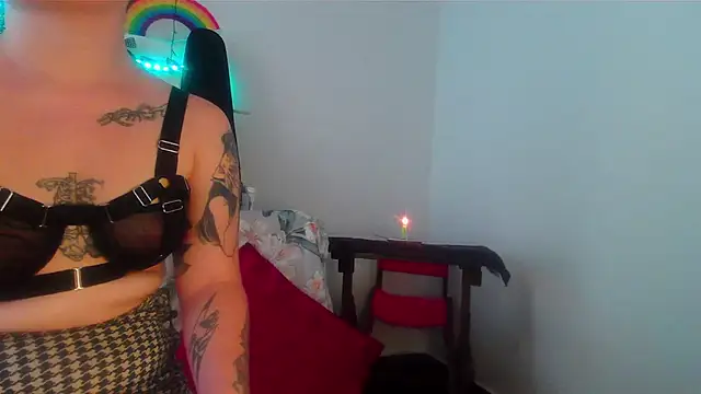 Mitsuha gate online show from 11-25-25, 02:17