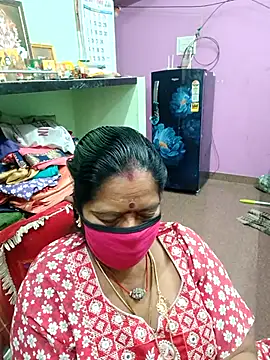 Snapshot of amuthasree chatting on 09-19-25, 10:21 amuthasree online show from 09-19-25, 10:21