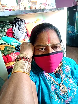 Snapshot of amuthasree chatting on 09-28-25, 02:06 amuthasree online show from 09-28-25, 02:06