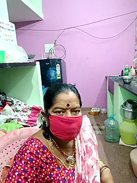 Snapshot of amuthasree chatting on 10-08-25, 10:29 amuthasree online show from 10-08-25, 10:29