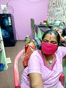 Snapshot of amuthasree chatting on 10-18-25, 05:57 amuthasree online show from 10-18-25, 05:57