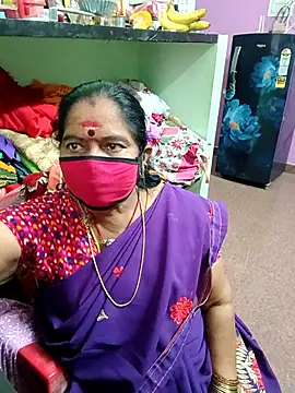 Snapshot of amuthasree chatting on 10-19-25, 05:35 amuthasree online show from 10-19-25, 05:35