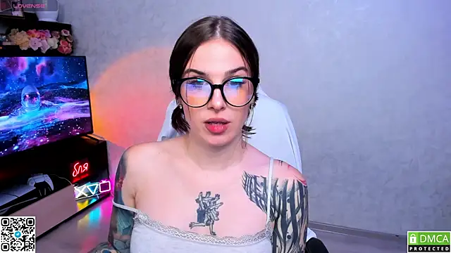 Arya deepthroat queen online show from 09-27-25, 12:59