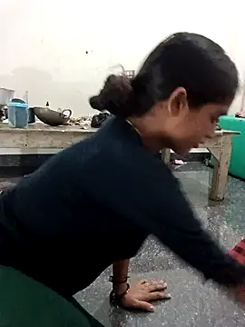 Snapshot of Guriya0076 chatting on 09-12-25, 11:32 Guriya0076 online show from 09-12-25, 11:32